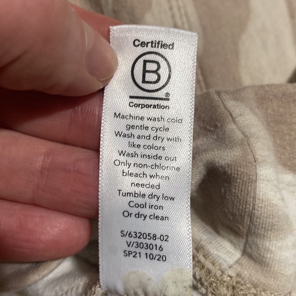 ATHLETA studio to street pullover sweatshirt in tan camo size 2X - Picture 11 of 11